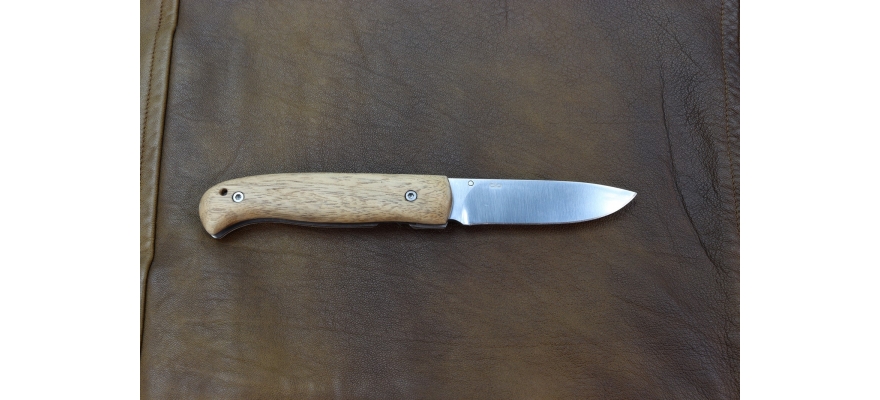 AIR Zlatoust Folding knife. Walnut